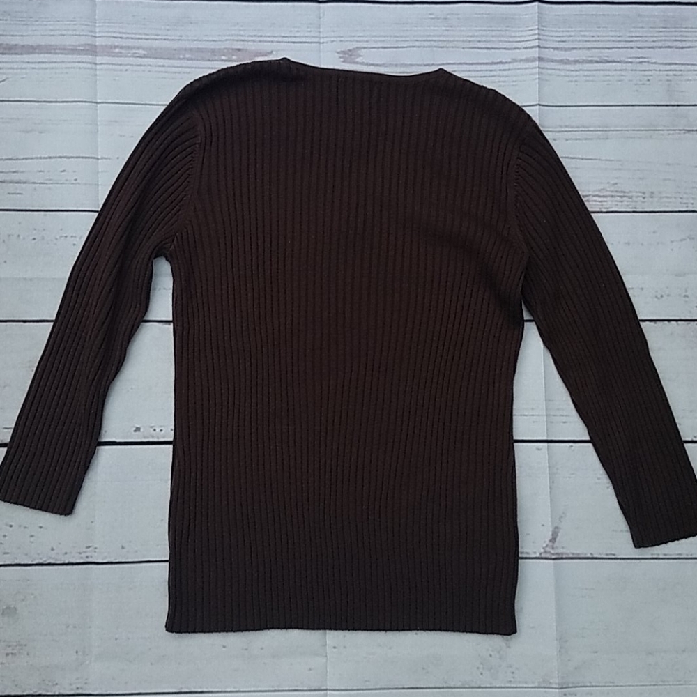 Vneck Ribbed Sweater - Picture 4 of 4